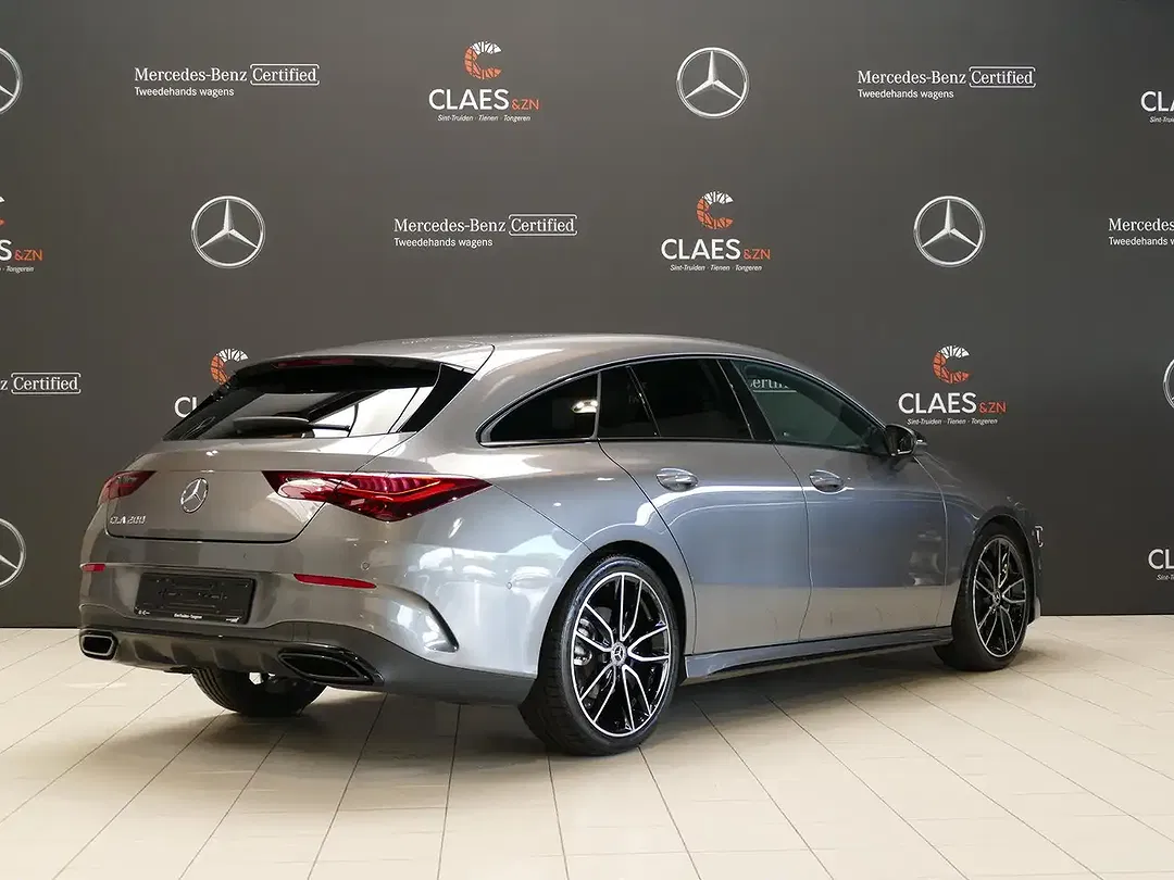 Mercedes-Benz CLA 200 AMG Line - Thumbnail 5