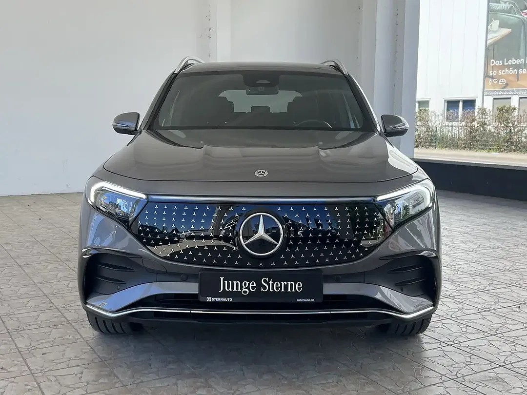 Mercedes-Benz EQB 350 4MATIC AMG Line - foto 1