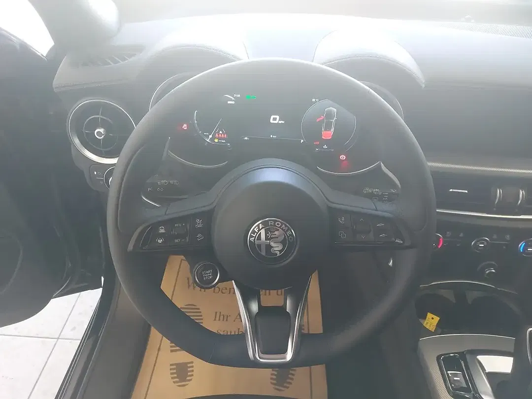Alfa Romeo Stelvio 2.2 JTDM AUT 4x4 Veloce - Thumbnail 12