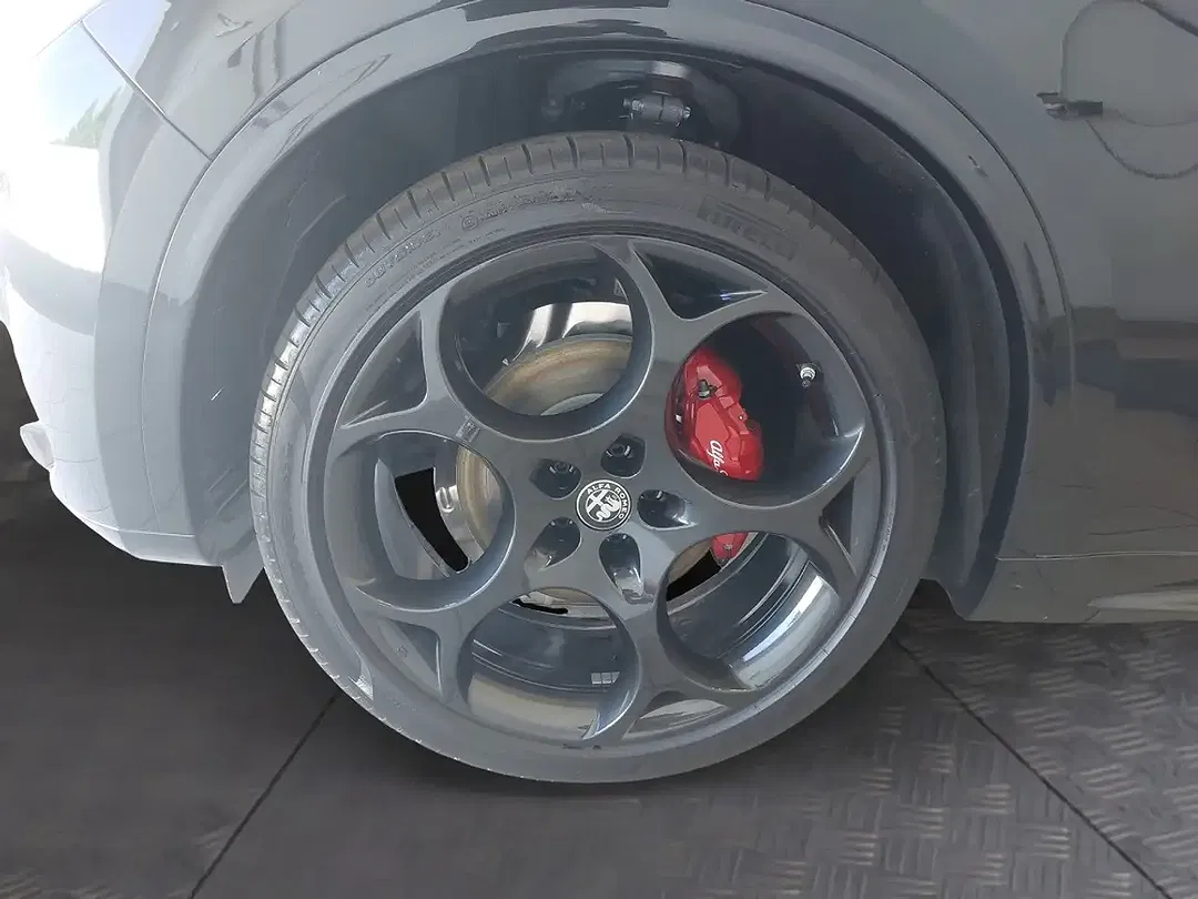 Alfa Romeo Stelvio 2.2 JTDM AUT 4x4 Veloce - Thumbnail 13