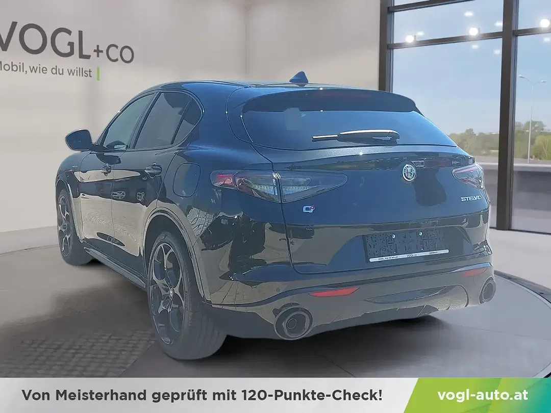Alfa Romeo Stelvio 2.2 JTDM AUT 4x4 Veloce - Thumbnail 3