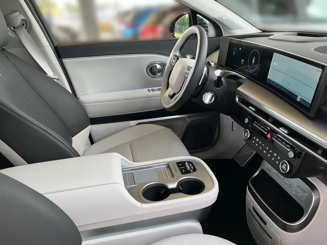 Hyundai IONIQ 9 4WD UNIQ - Thumbnail 9