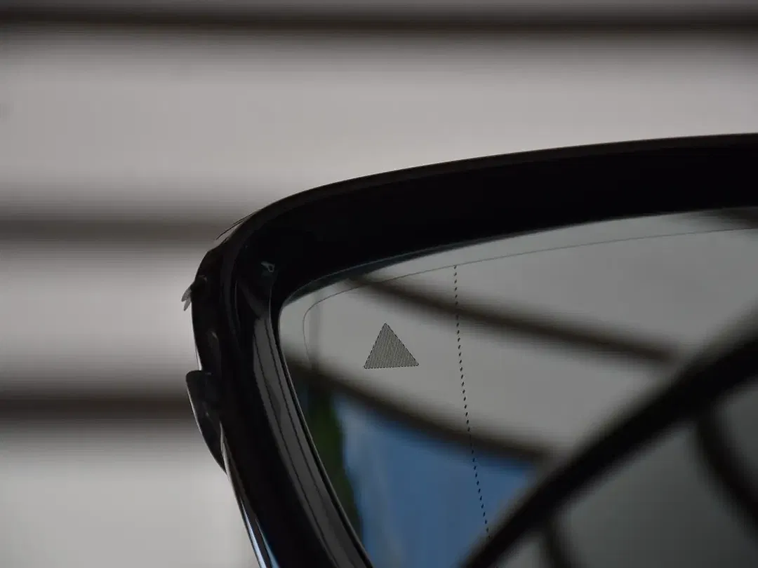 BMW M4 xDrive Competition - foto 15