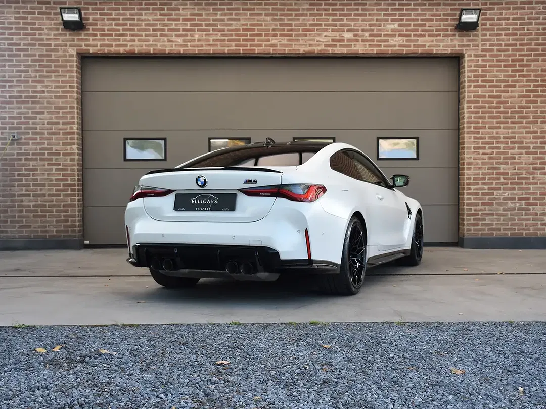 BMW M4 xDrive Competition - Thumbnail 4