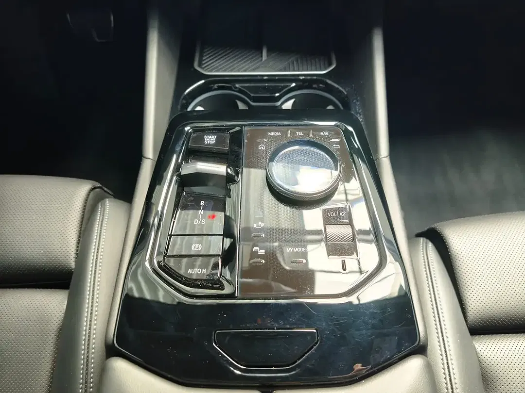 BMW 520 Touring M Sport - Thumbnail 13