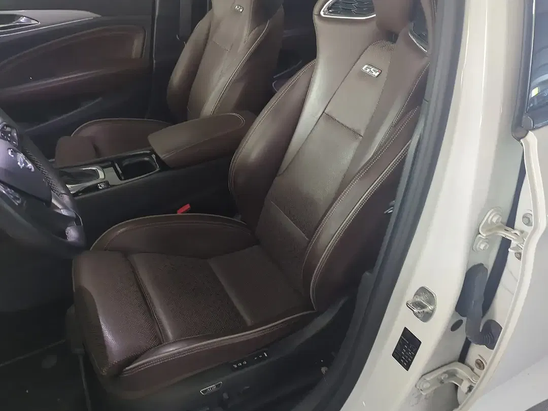 Opel Insignia 4x4 GSi - Thumbnail 6