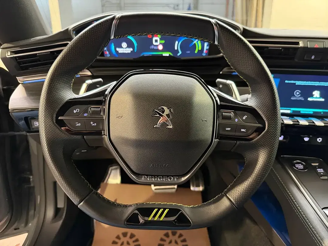 Peugeot 508 PHEV 4x4 SW - Thumbnail 13