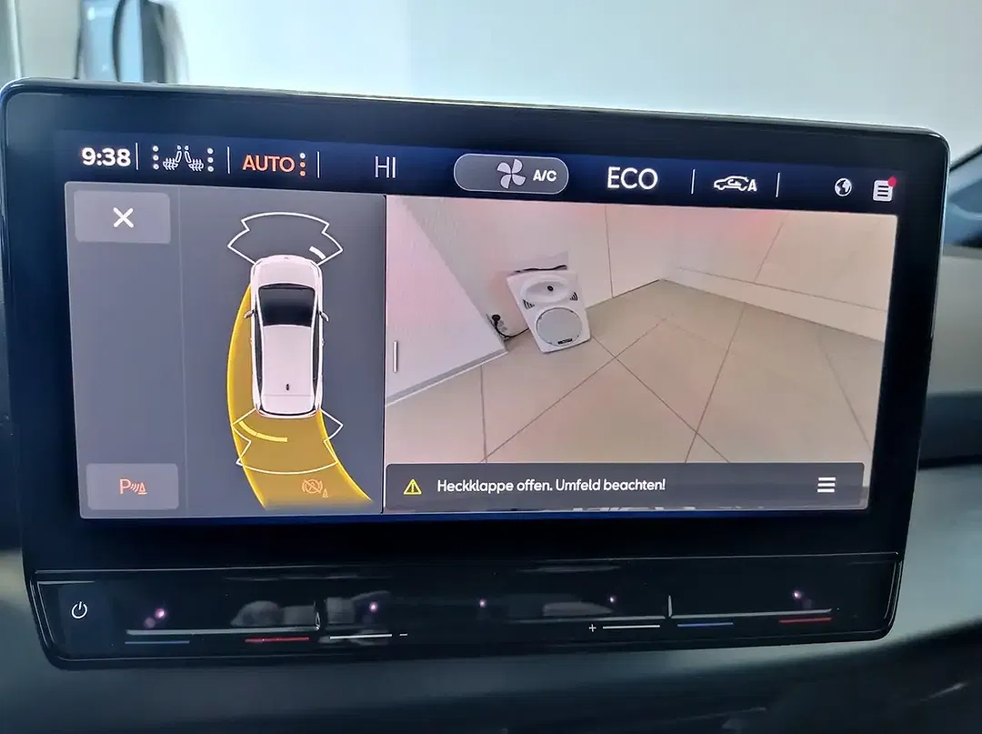 CUPRA Born - Thumbnail 11