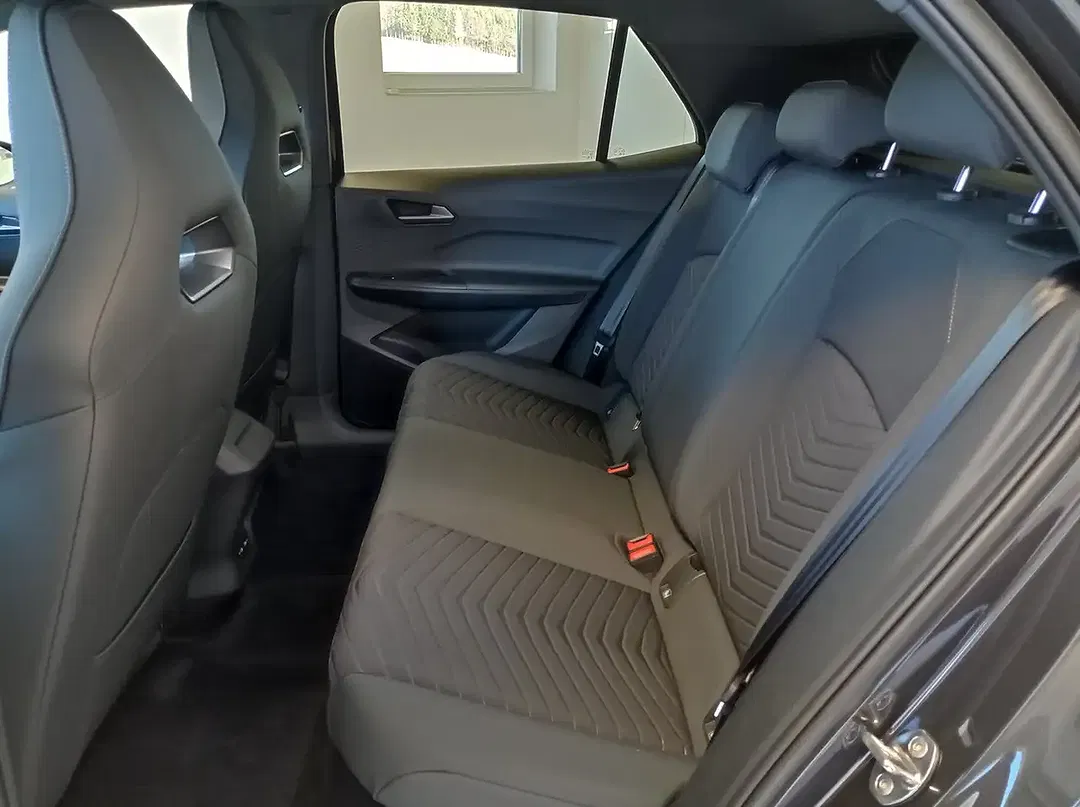 CUPRA Born - Thumbnail 12