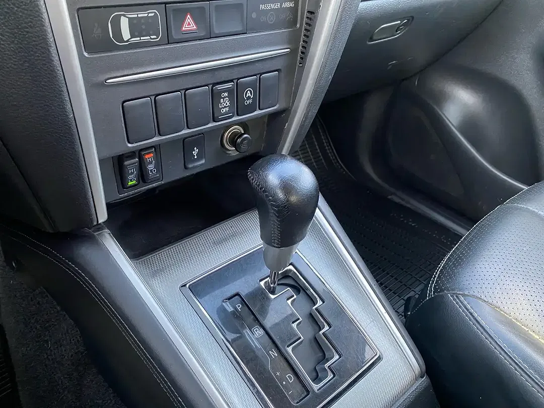 Mitsubishi L200 - Thumbnail 19