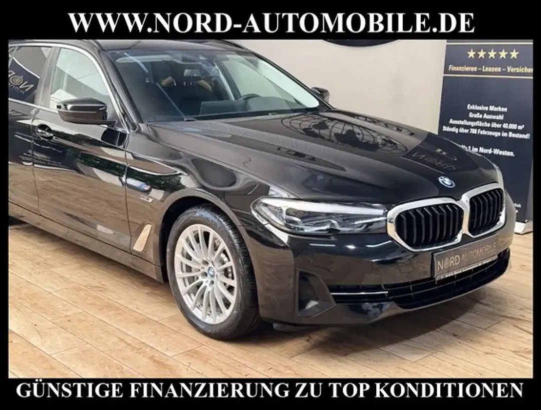 BMW 530 xDrive Touring - Thumbnail 9