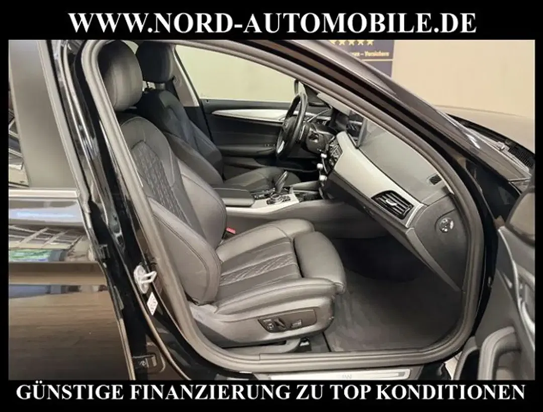 BMW 530 xDrive Touring - Thumbnail 16