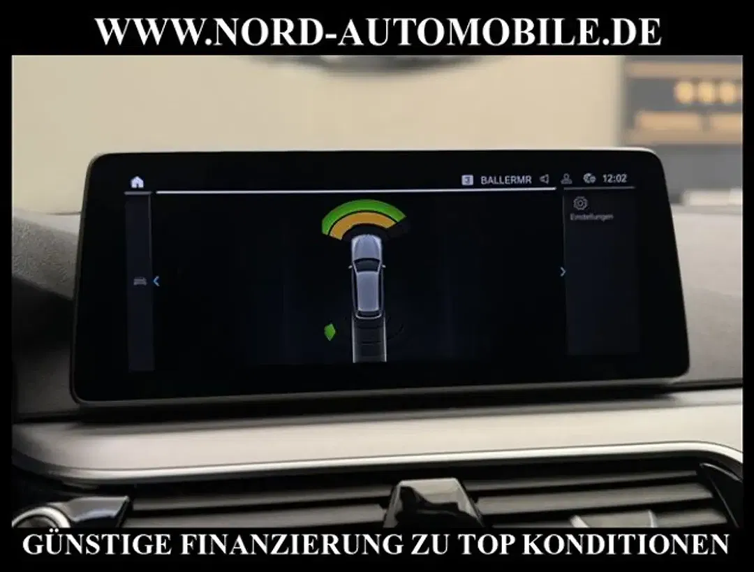 BMW 530 xDrive Touring - Thumbnail 19