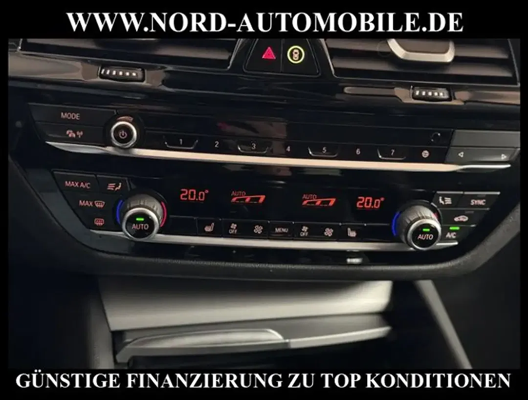 BMW 530 xDrive Touring - Thumbnail 22