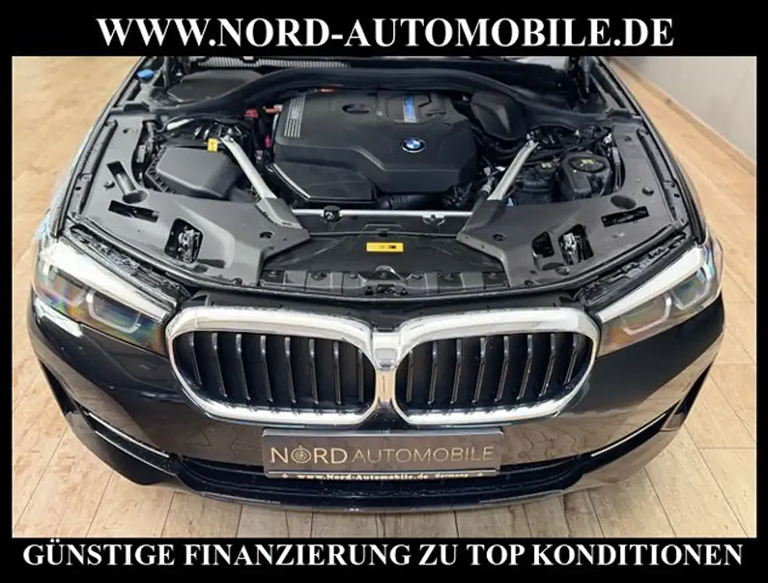 BMW 530 xDrive Touring - Thumbnail 24