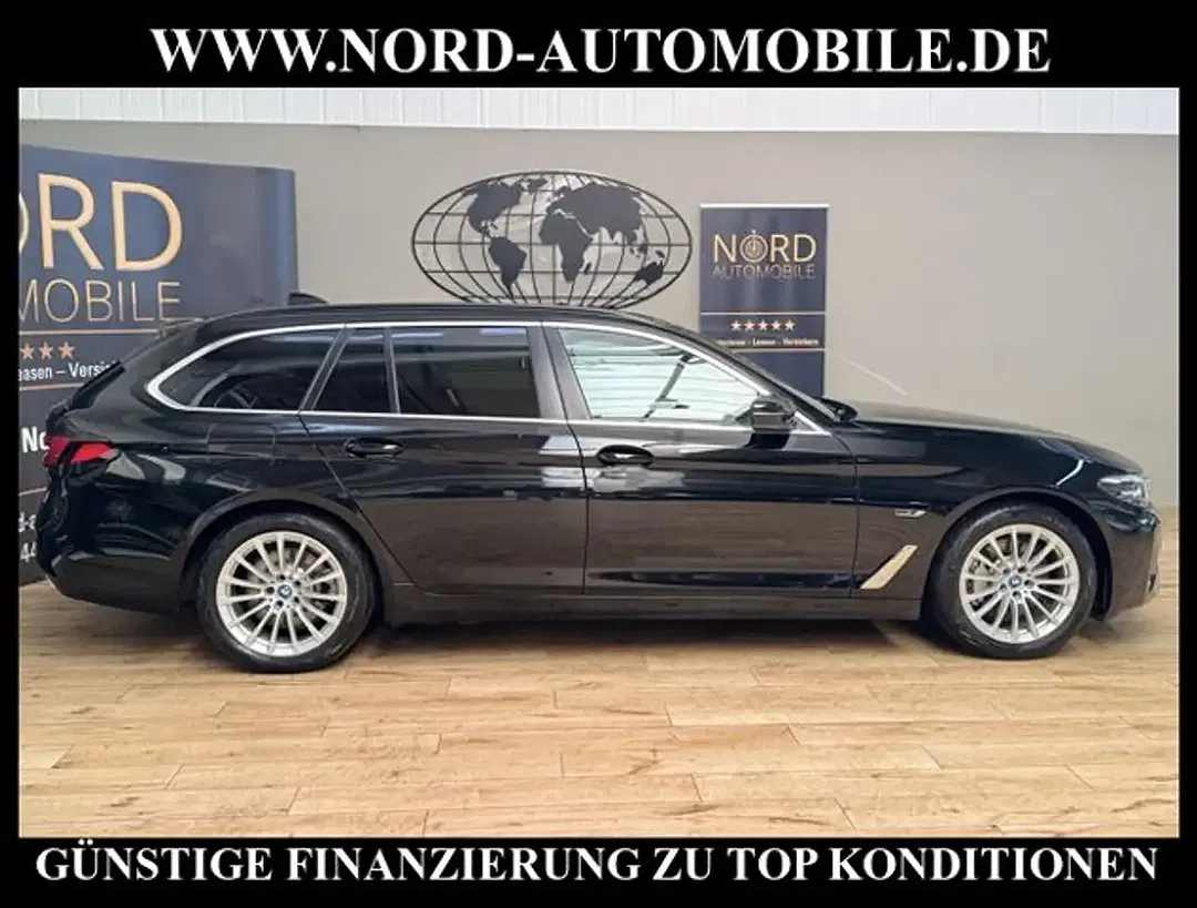 BMW 530 xDrive Touring - Thumbnail 5
