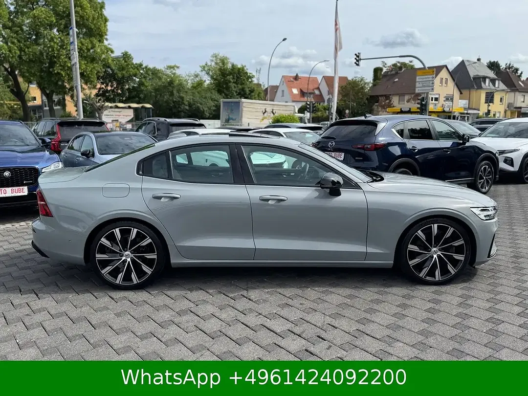 Volvo S60 AWD Ultimate Dark - Thumbnail 9