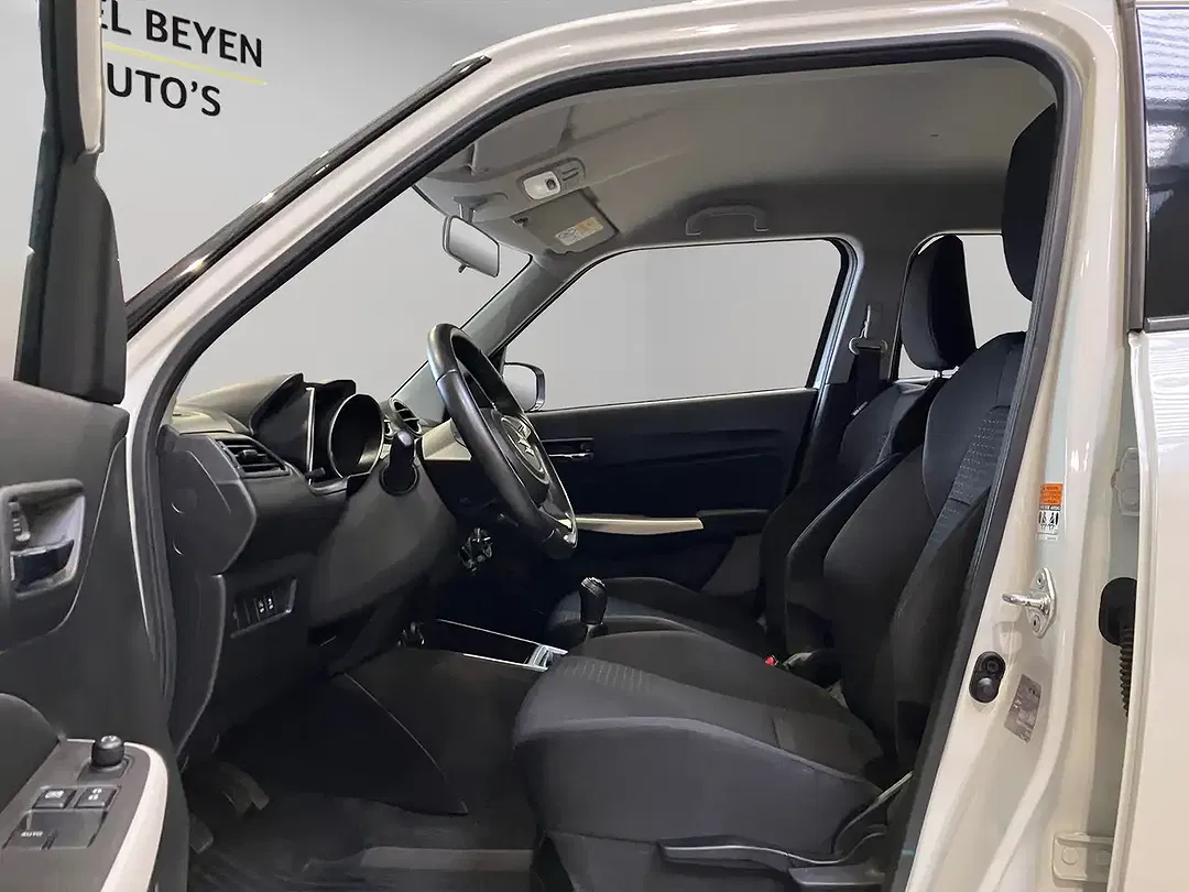 Suzuki Swift Hybrid 1.2 - Thumbnail 17