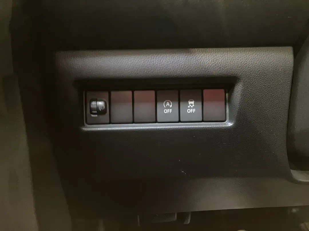 Suzuki Swift Hybrid 1.2 - Thumbnail 19