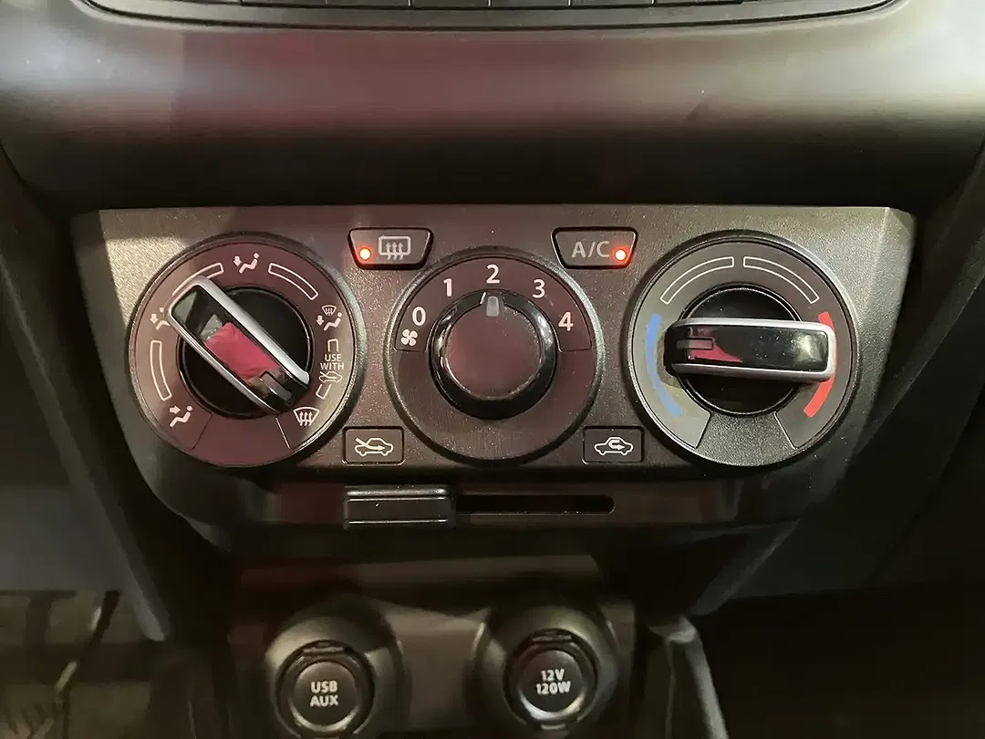 Suzuki Swift Hybrid 1.2 - Thumbnail 26