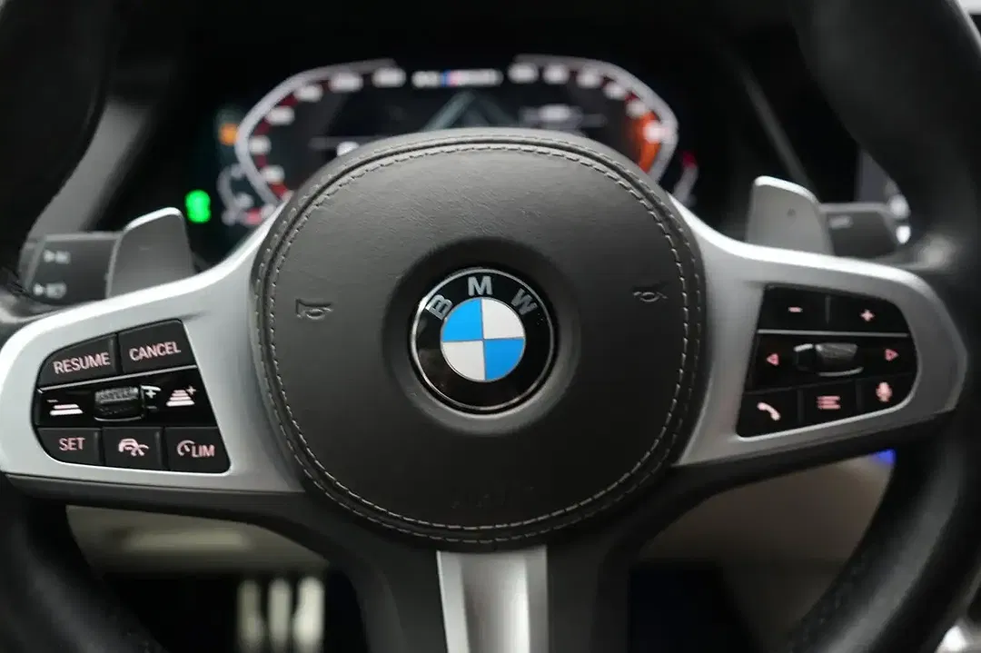 BMW X6 M - Thumbnail 12