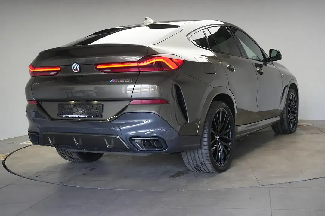 BMW X6 M - Thumbnail 3