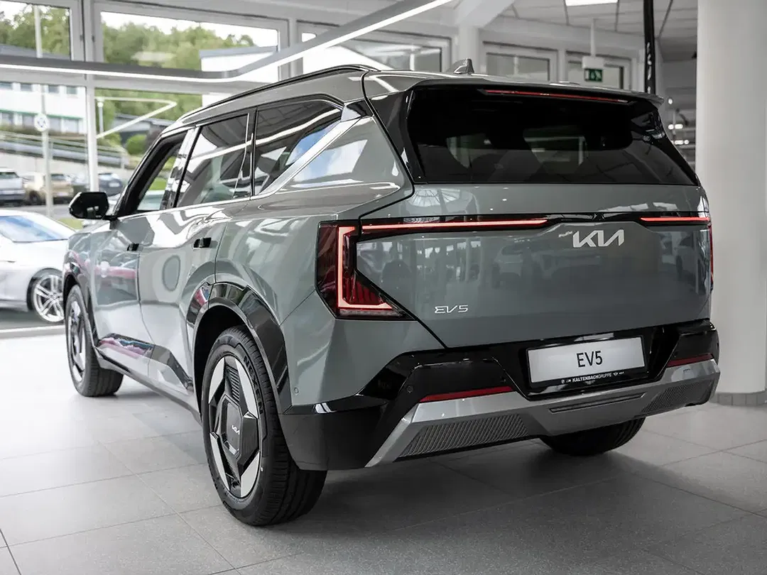 Kia EV5 Earth - Thumbnail 6