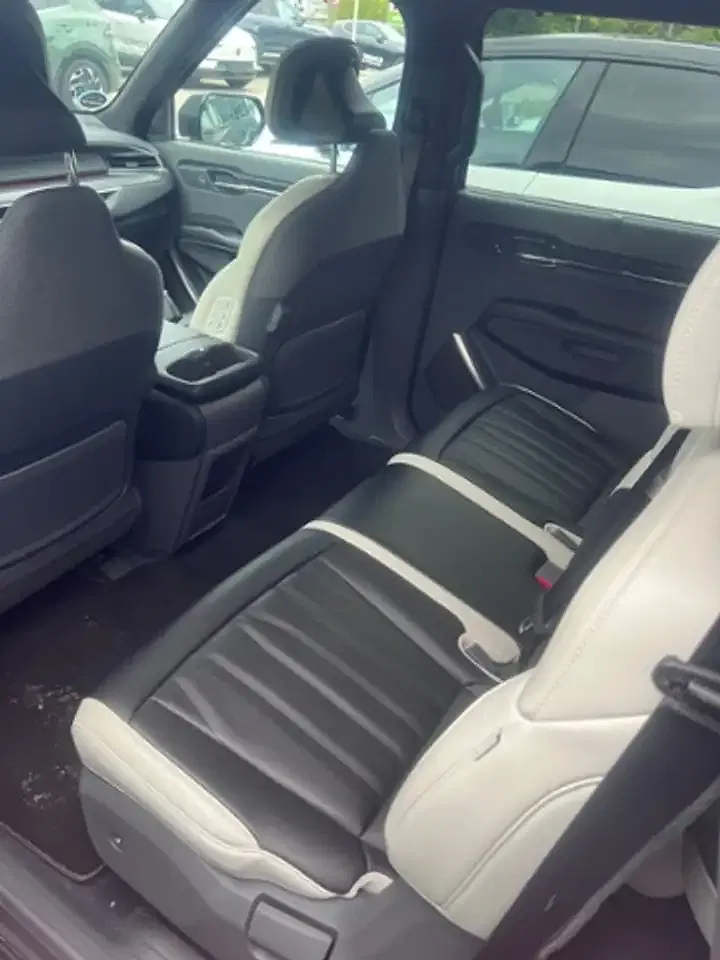 Kia EV9 4WD GT-Line Launch Edition - Thumbnail 5