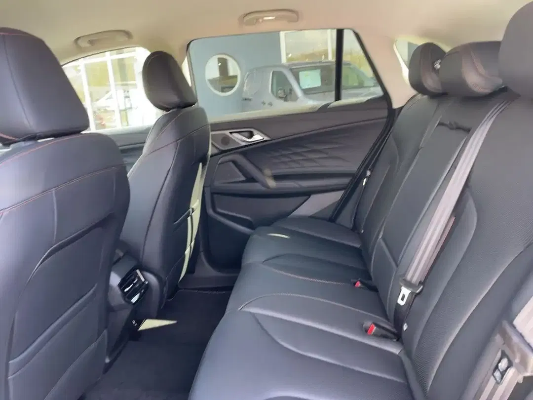 MG HS 1.5 PHEV Luxury - Thumbnail 8
