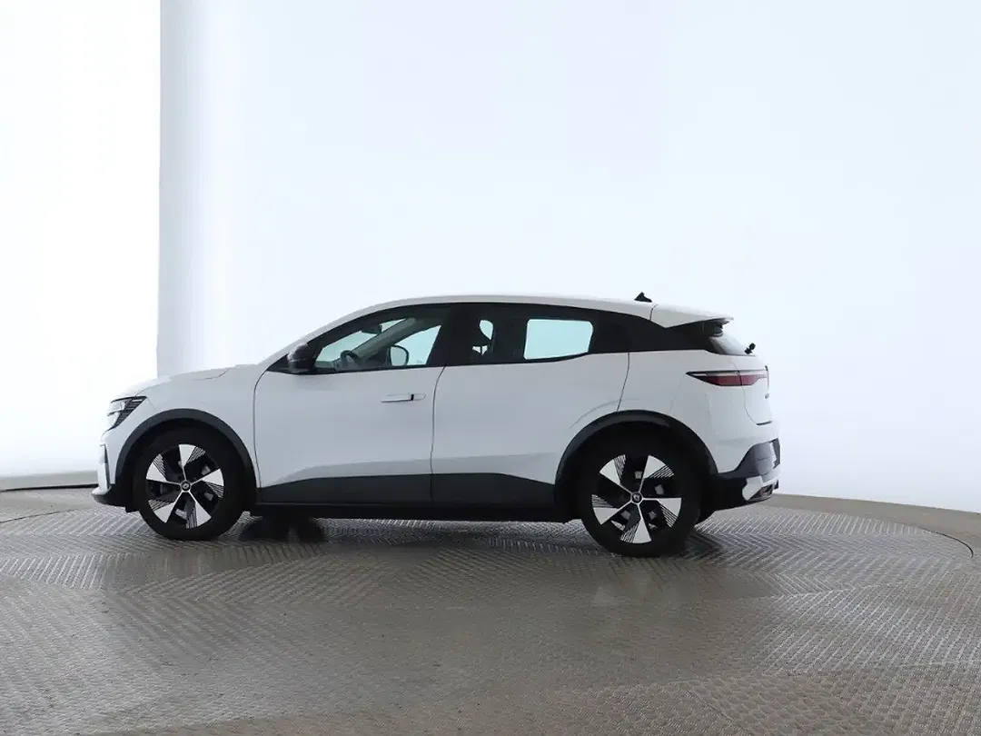Renault Megane E-Tech Equilibre - Thumbnail 3