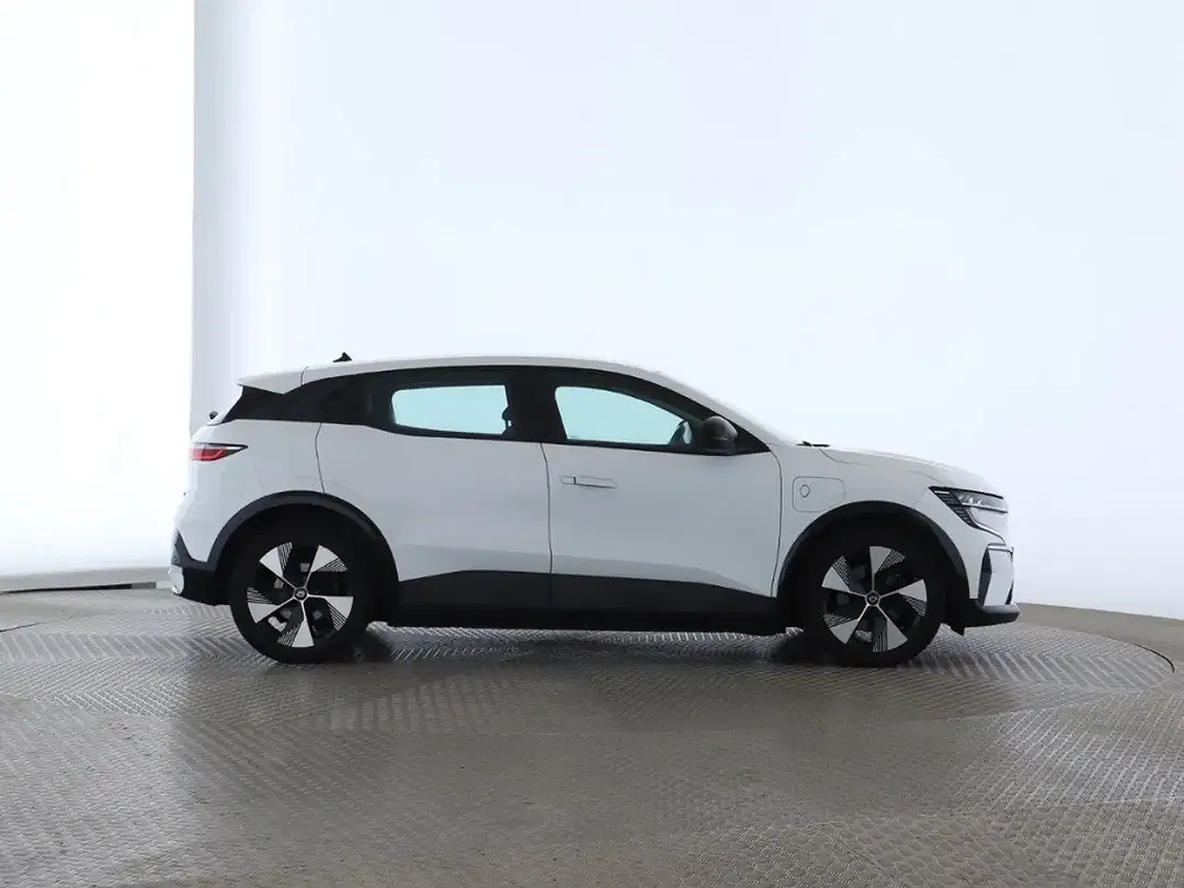 Renault Megane E-Tech Equilibre - Thumbnail 7