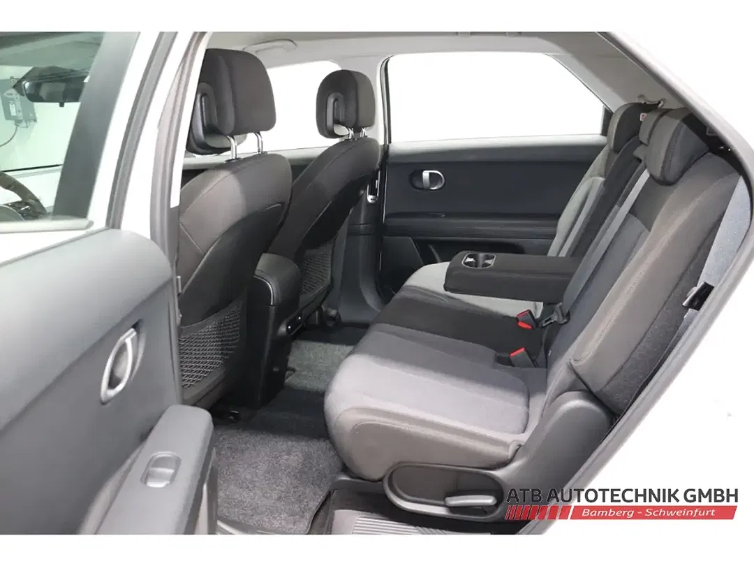 Hyundai IONIQ 5 - Thumbnail 10