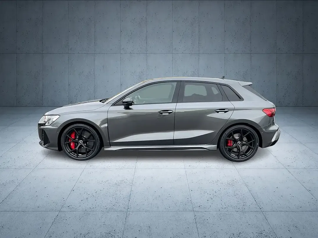 Audi RS3 RS Sportback - Thumbnail 3