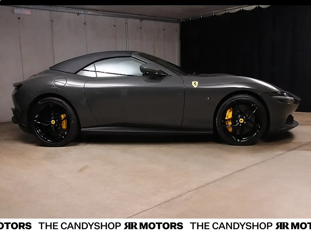 Ferrari Roma Spider - Thumbnail 4
