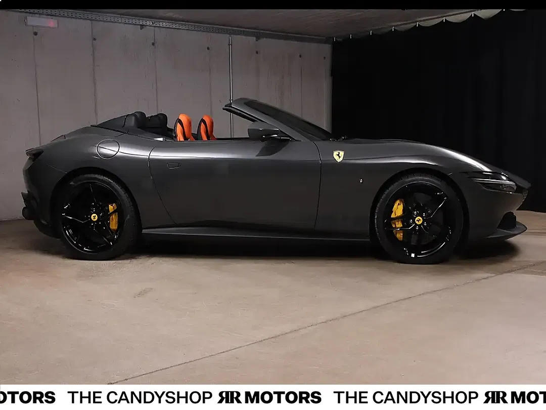 Ferrari Roma Spider - Thumbnail 5