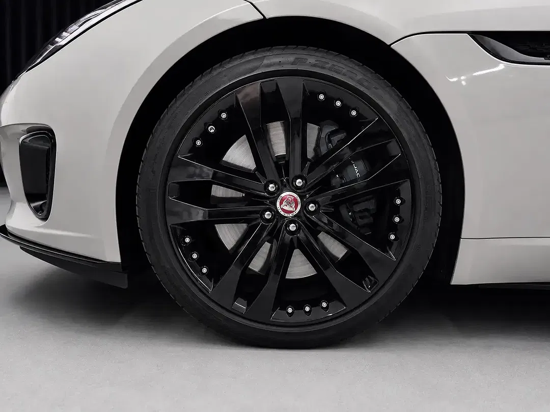 Jaguar F-Type 3.0 V6 - Thumbnail 5