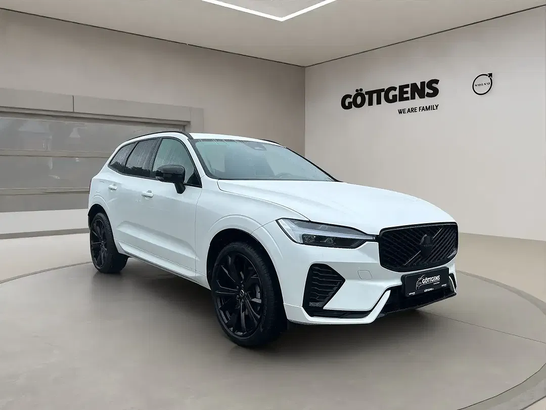 Volvo XC60 B5 AWD Plus Black Edition - Thumbnail 6