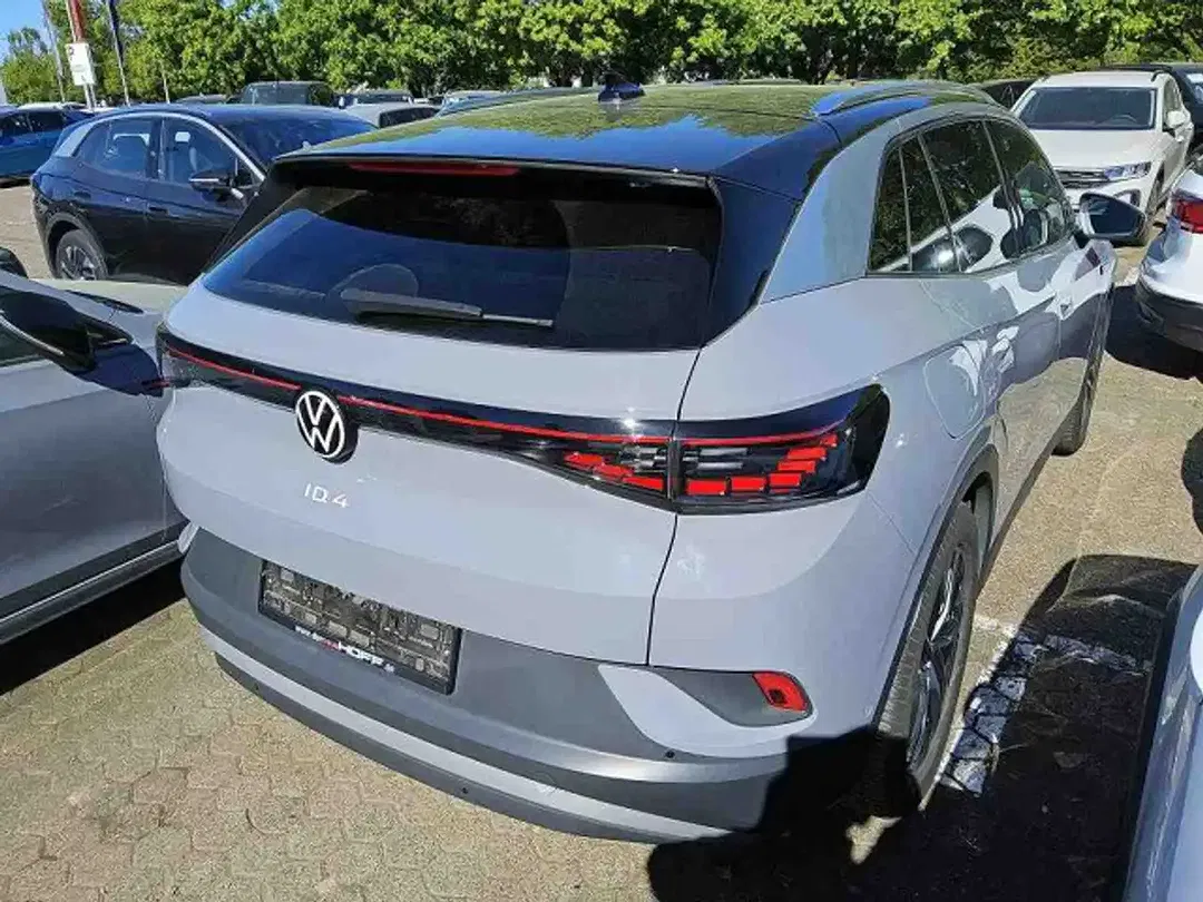 Volkswagen ID.4 Pro Performance - Thumbnail 2