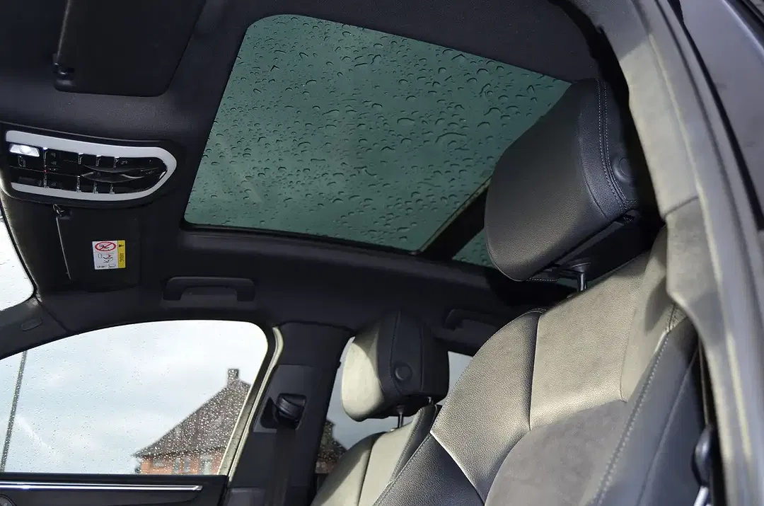 Porsche Macan - Thumbnail 10