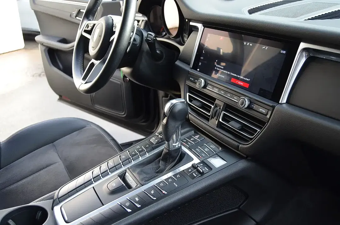 Porsche Macan - Thumbnail 11
