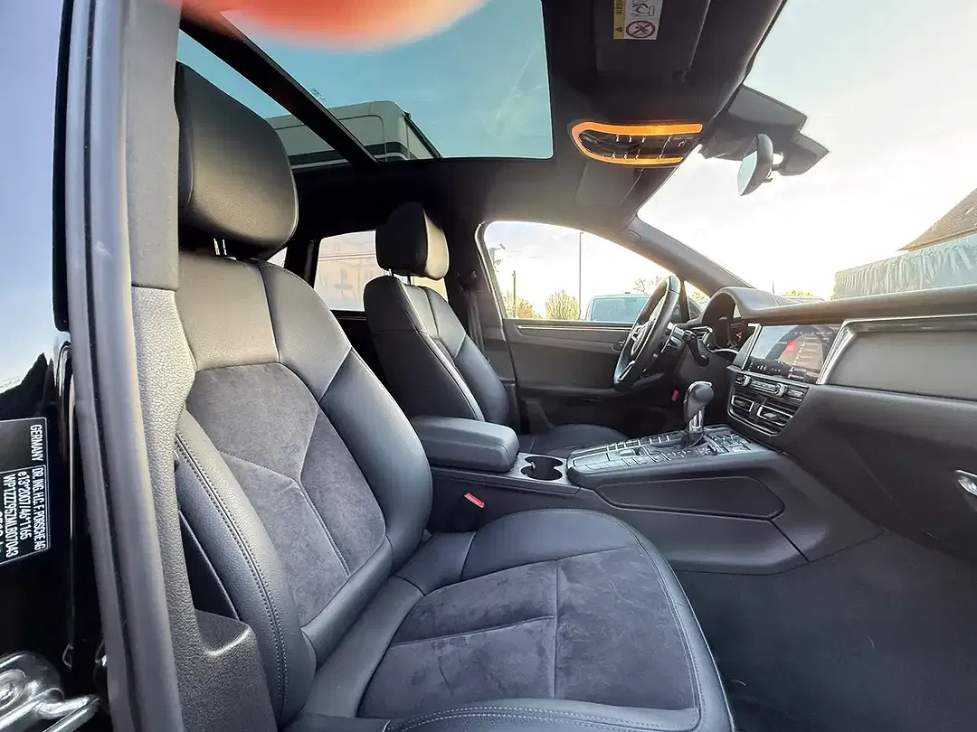 Porsche Macan - Thumbnail 3