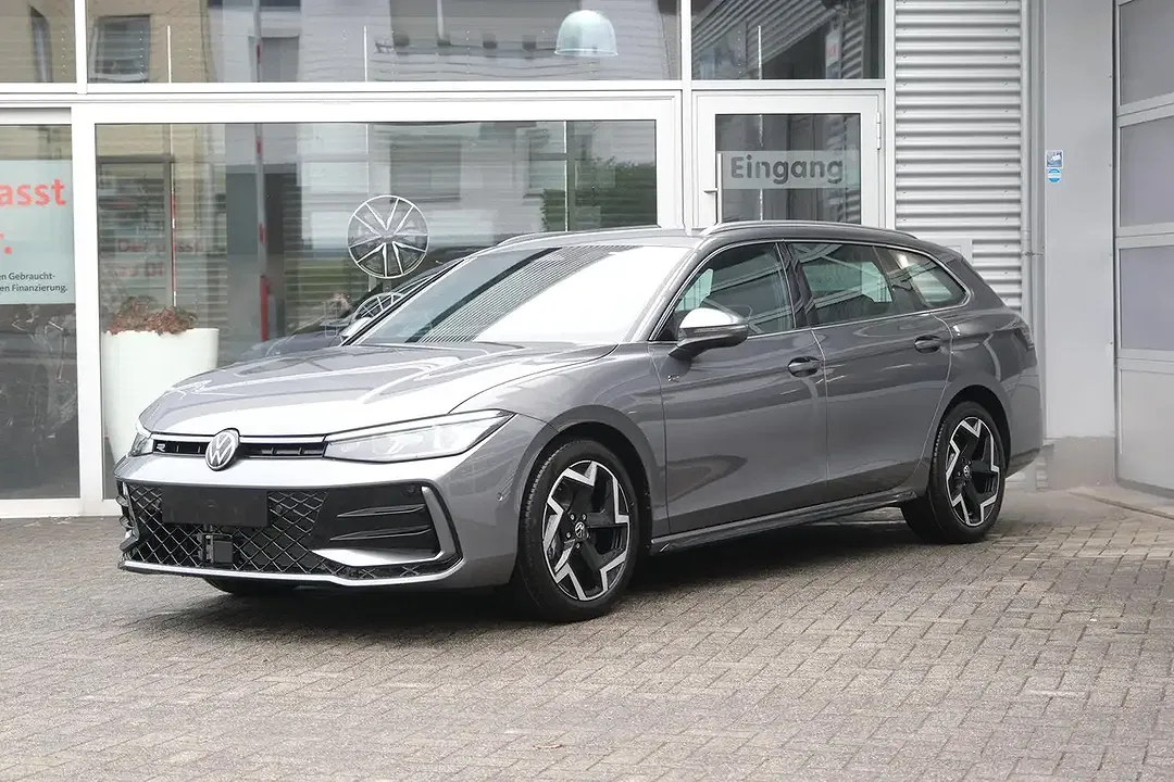 Volkswagen Passat Variant 2.0 TDI DSG 4Motion R-Line Pro - foto 1