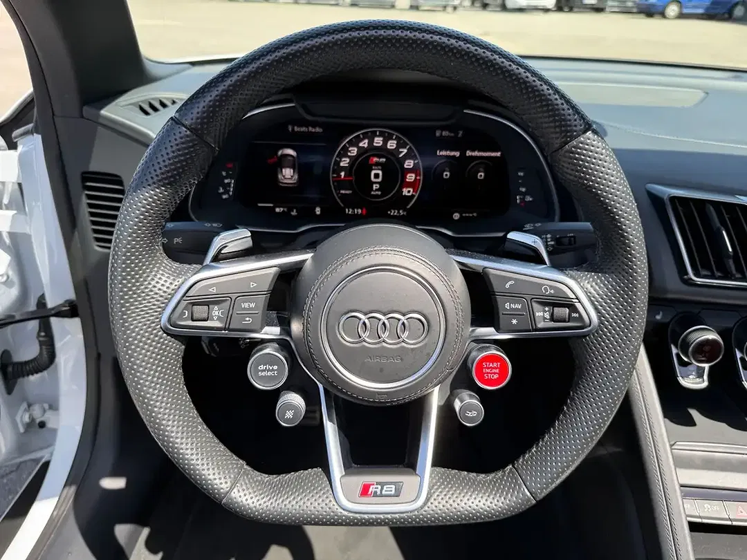Audi R8 5.2 FSI performance - Thumbnail 12