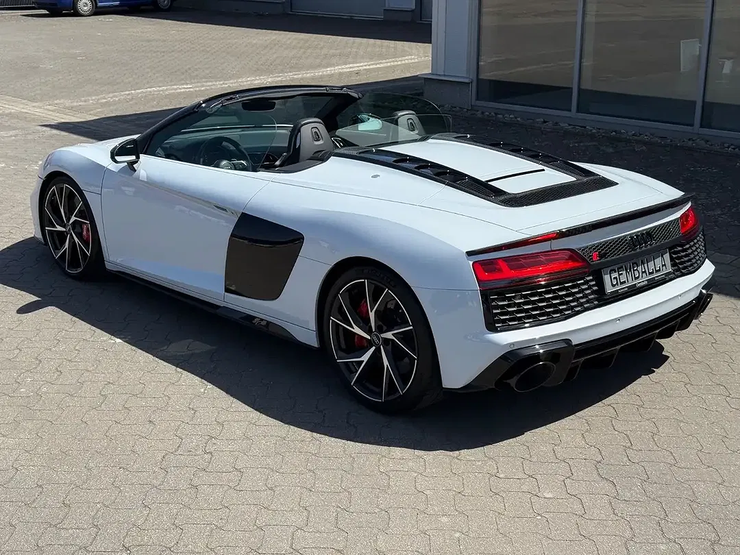 Audi R8 5.2 FSI performance - Thumbnail 3