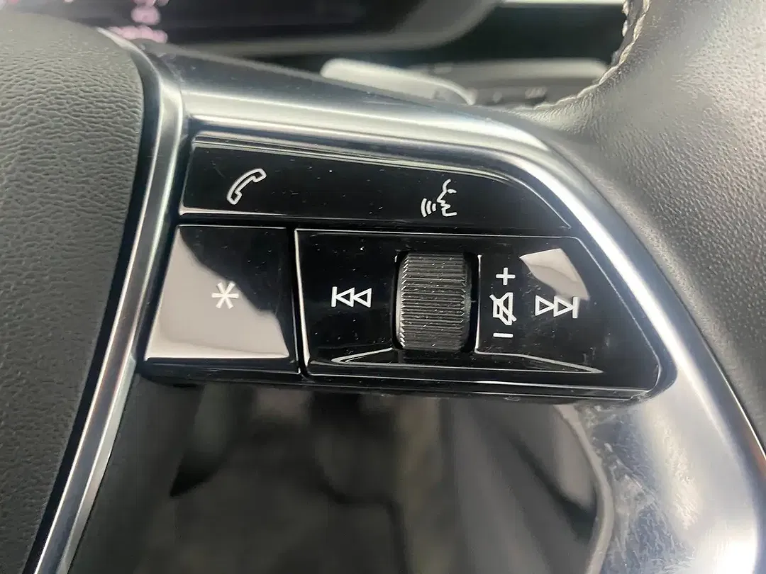 Audi e-tron Sportback - Thumbnail 16