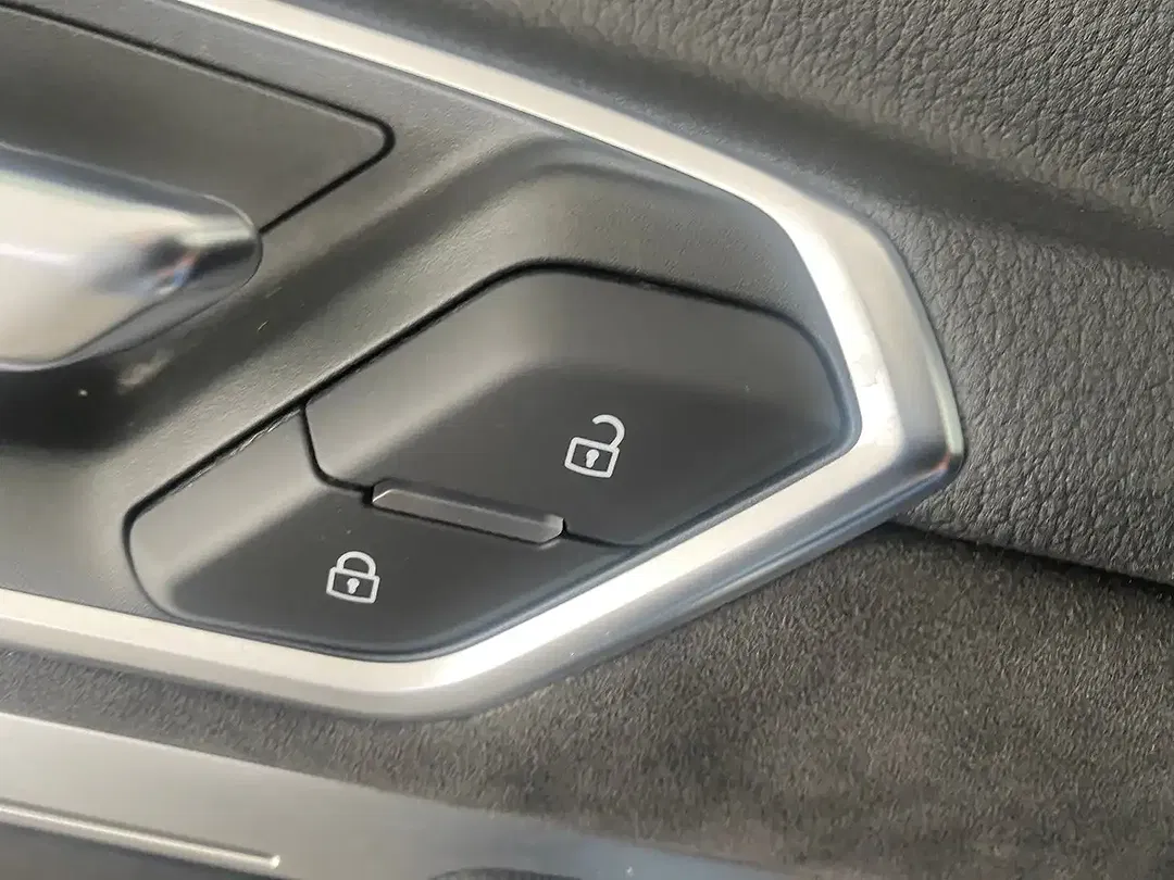 Audi e-tron Sportback - Thumbnail 25