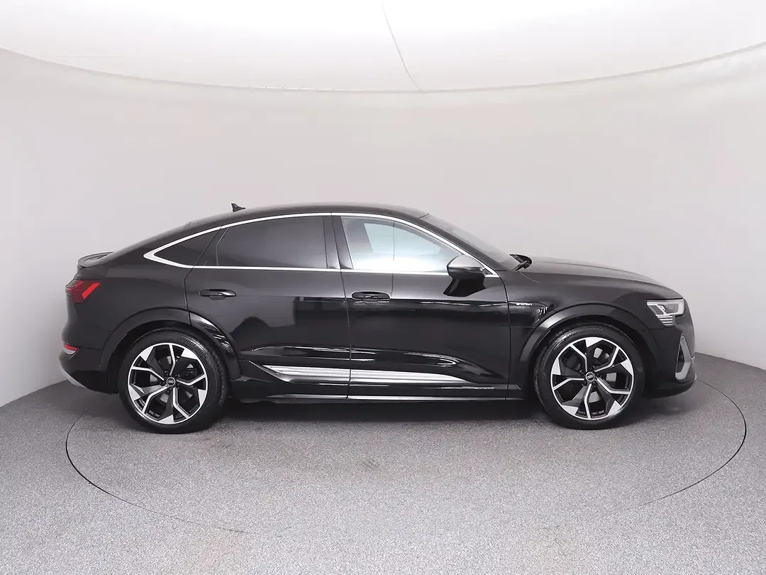 Audi e-tron Sportback - Thumbnail 35