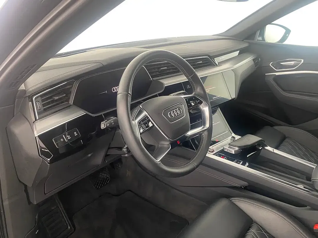 Audi e-tron Sportback - Thumbnail 9