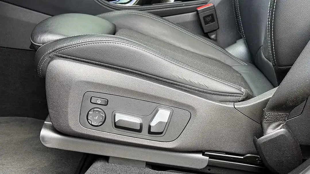 BMW X4 xDrive - foto 8
