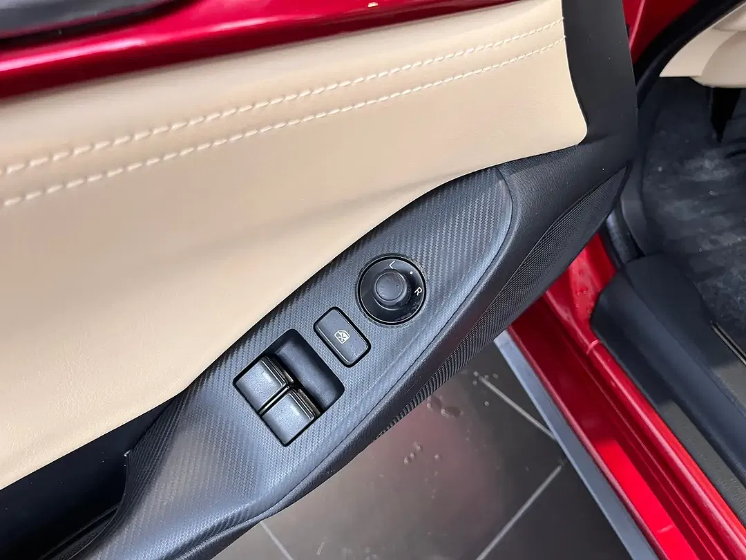 Mazda MX-5 Selection - Thumbnail 10